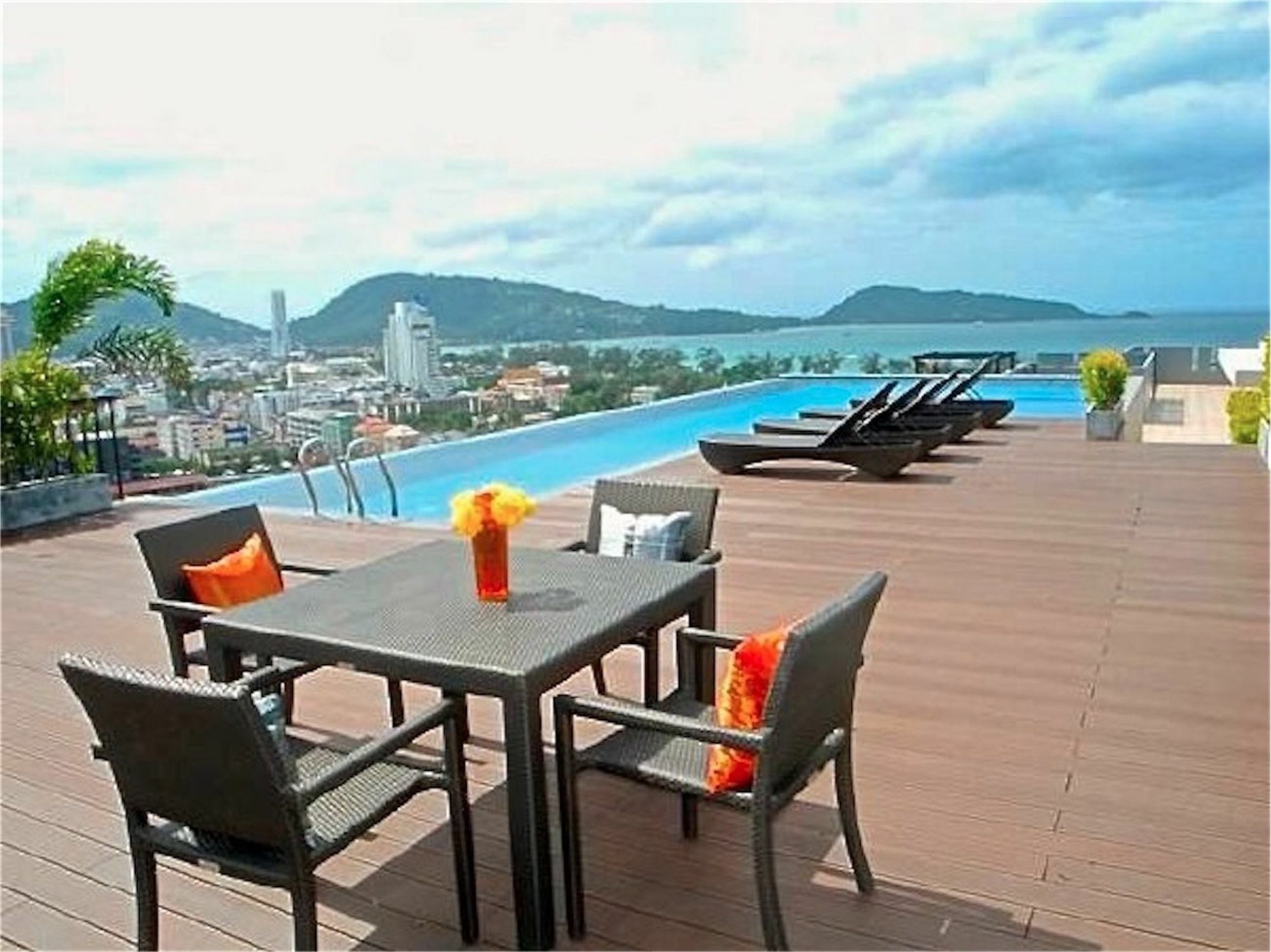 Bliss Patong 2 Bedrooms Apartment מראה חיצוני תמונה