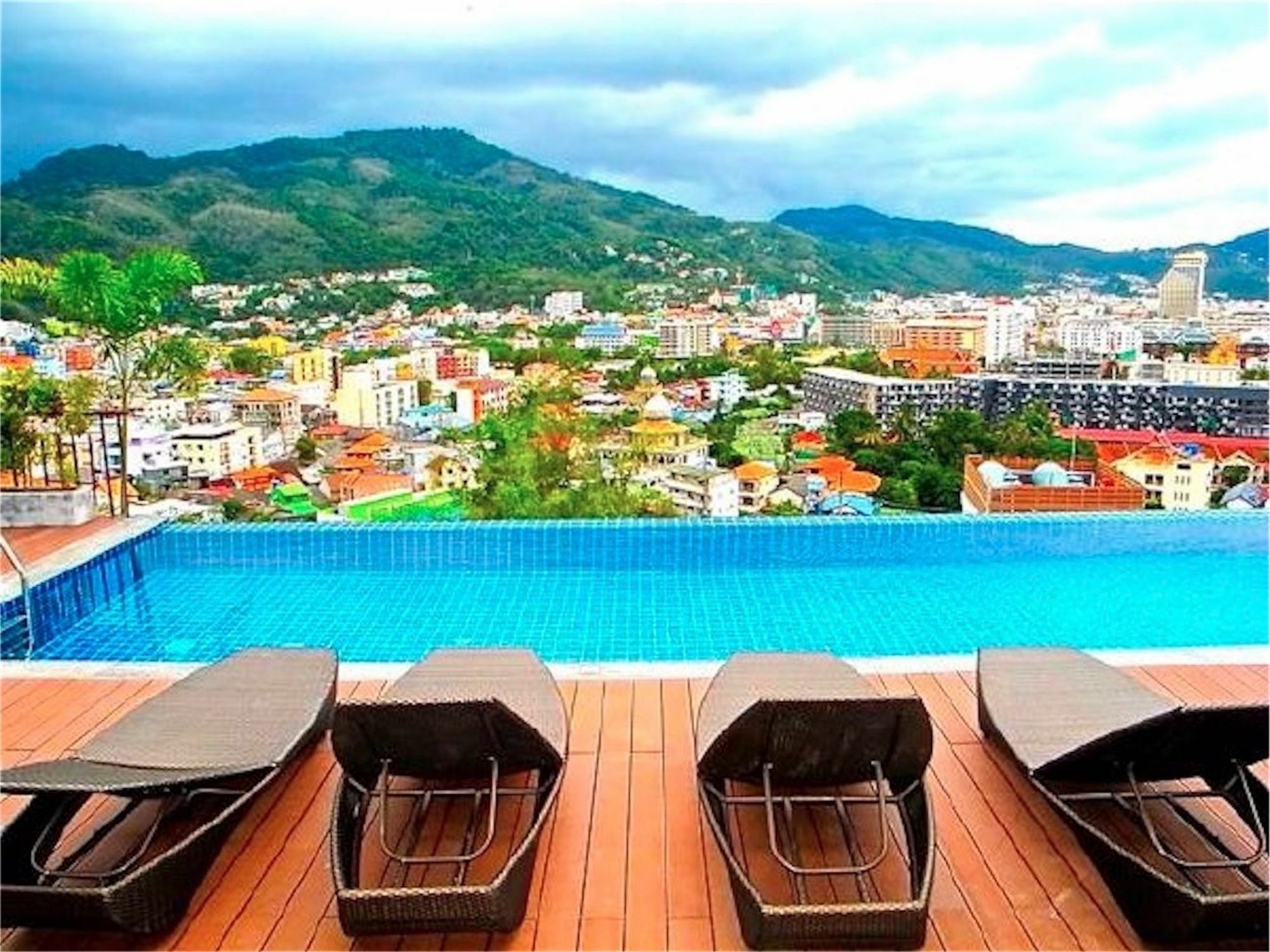 Bliss Patong 2 Bedrooms Apartment מראה חיצוני תמונה